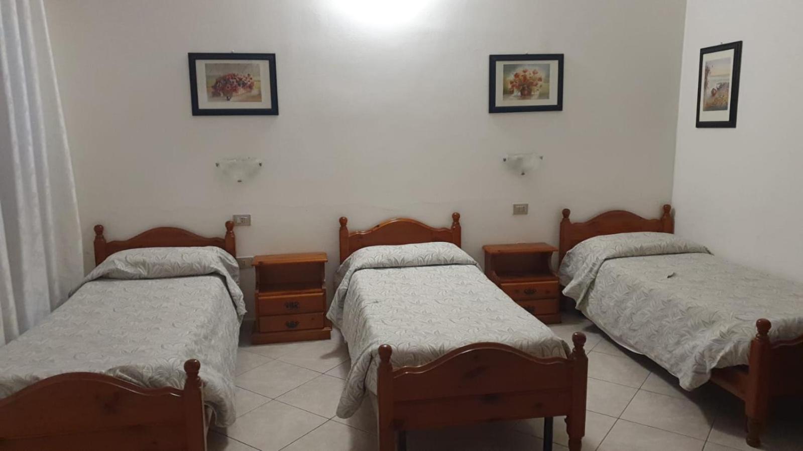 Hotel 4 Mori 3*