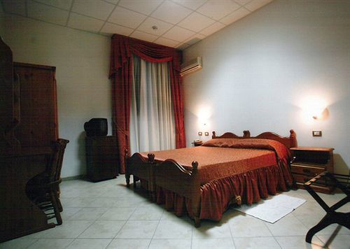 Hotel 4 Mori 3*